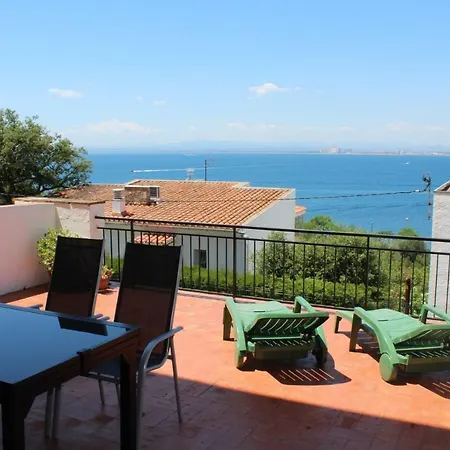 Apartment Bajo *